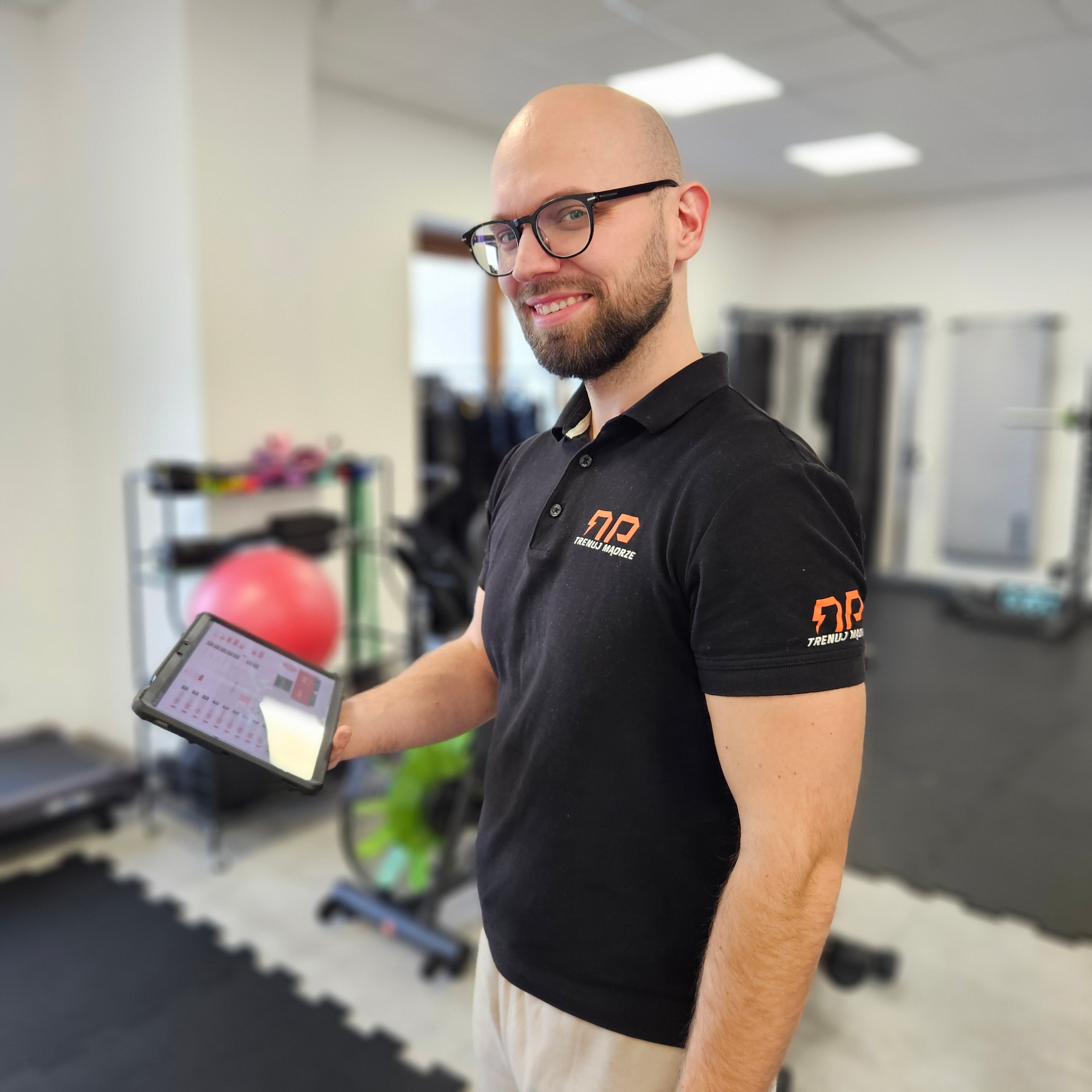Piotr Kirszke — trener personalny w studiu Trenuj Mądrze EMS Leszno
